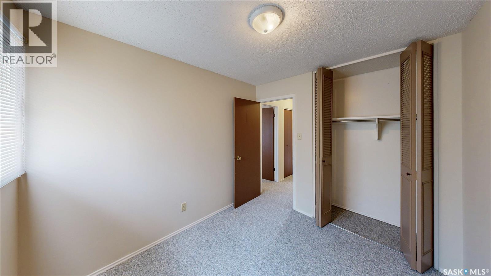 6 Mackenzie Mews, Regina, SK - Indoor