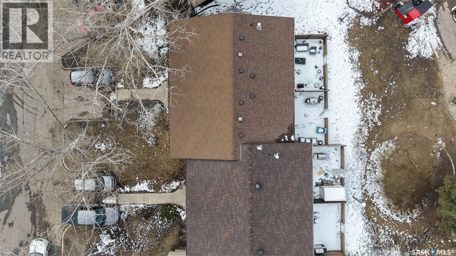 6 Mackenzie Mews, Regina, SK - Outdoor