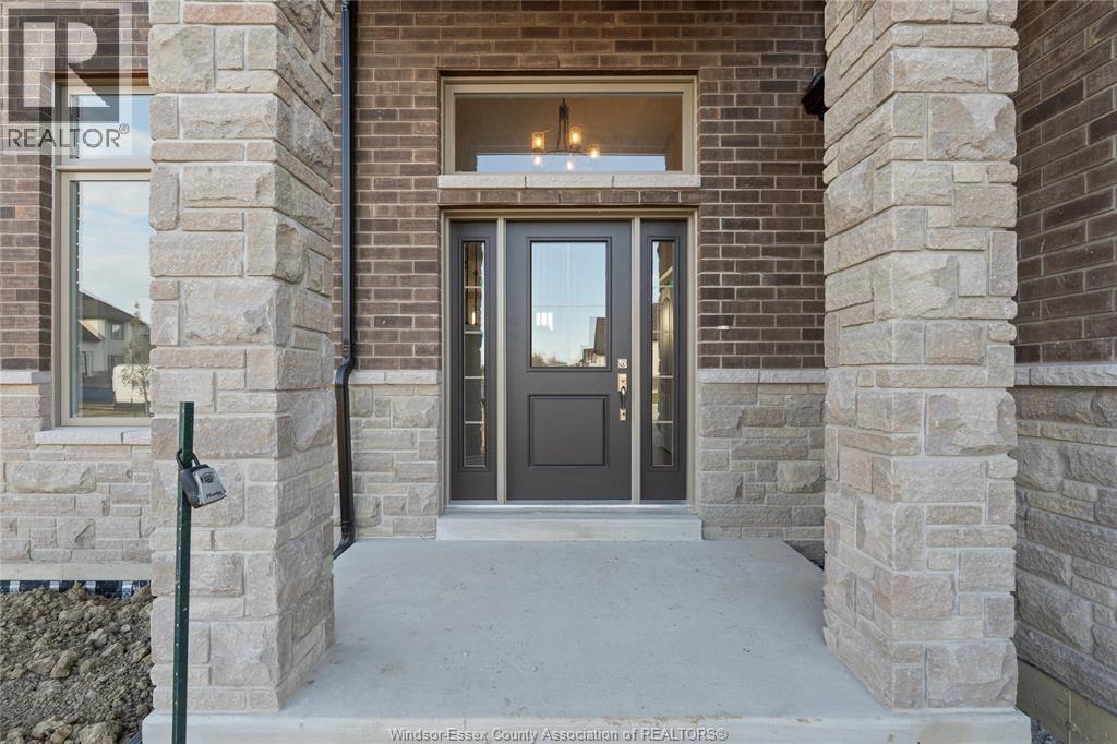 116 Bloomington, Chatham, ON - With Exterior