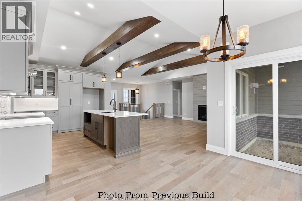 43 Bloomington, Chatham, ON - Indoor