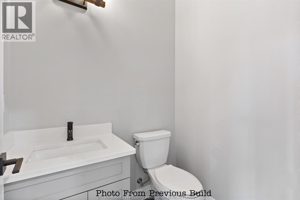 43 Bloomington, Chatham, ON - Indoor Photo Showing Bathroom