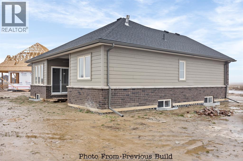 43 Bloomington, Chatham, ON - Outdoor