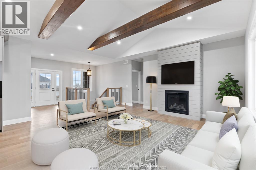 43 Bloomington, Chatham, ON - Indoor Photo Showing Living Room With Fireplace