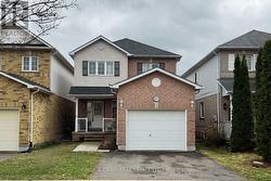 127 RICHFIELD SQUARE Clarington, ON L1E 3G3