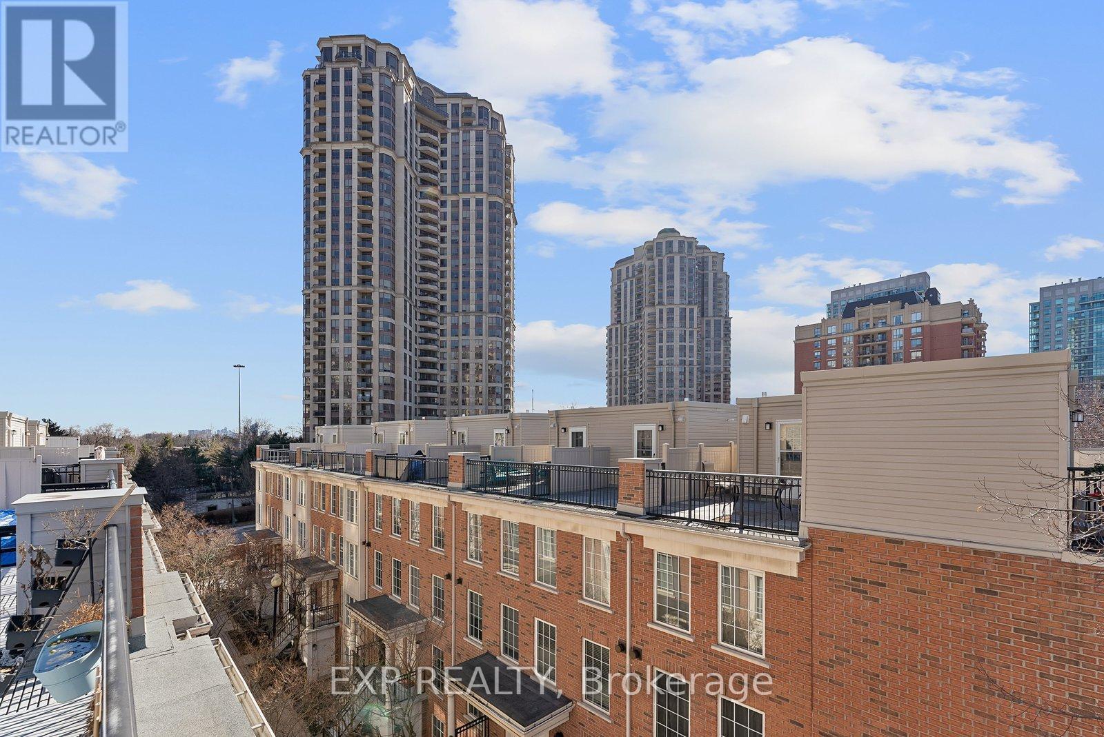 675 - 3 Everson Drive, Toronto, ON - Outdoor With Facade