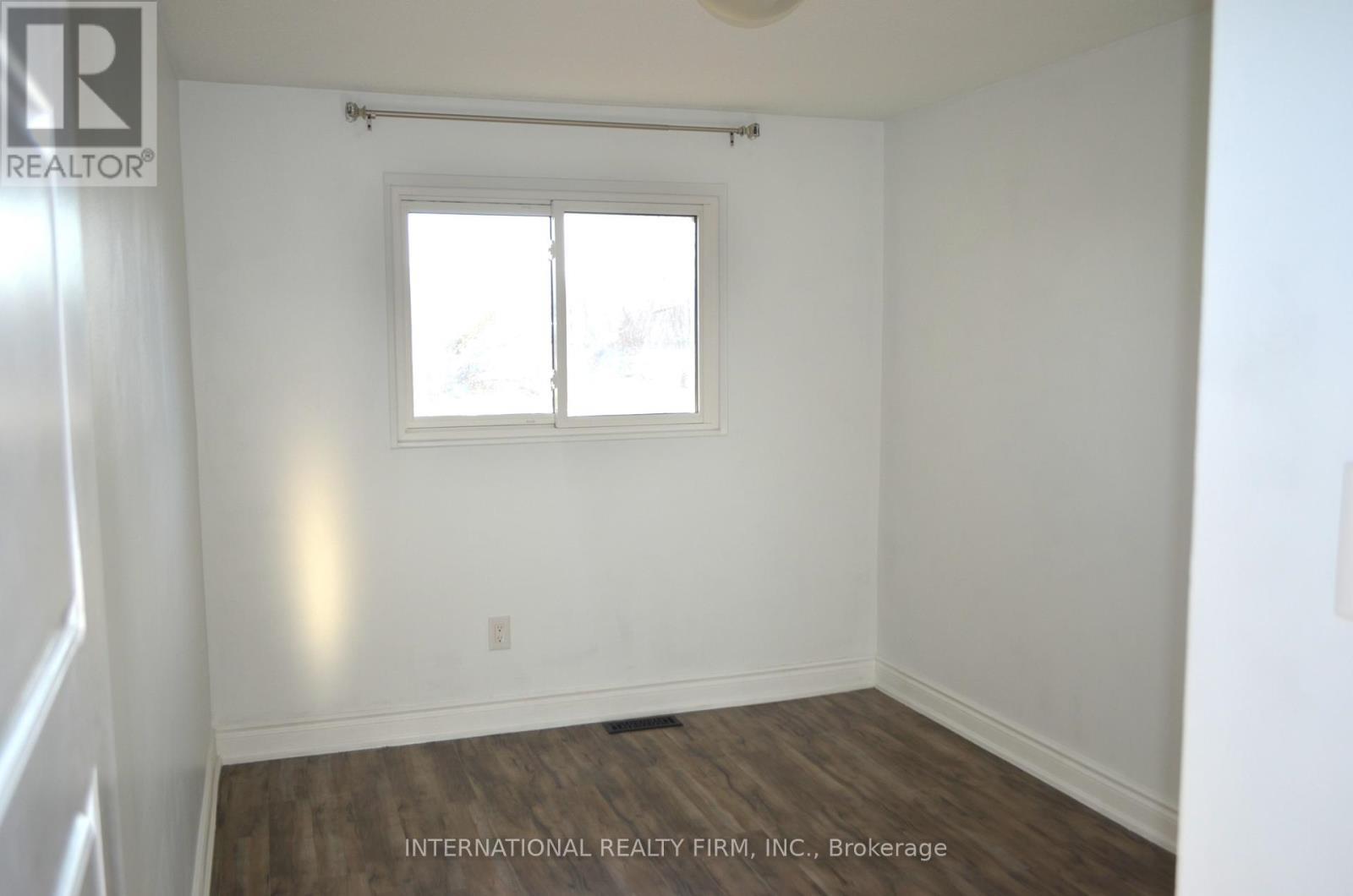 15 - 222 Pearson Street, Oshawa, ON - Indoor Photo Showing Other Room