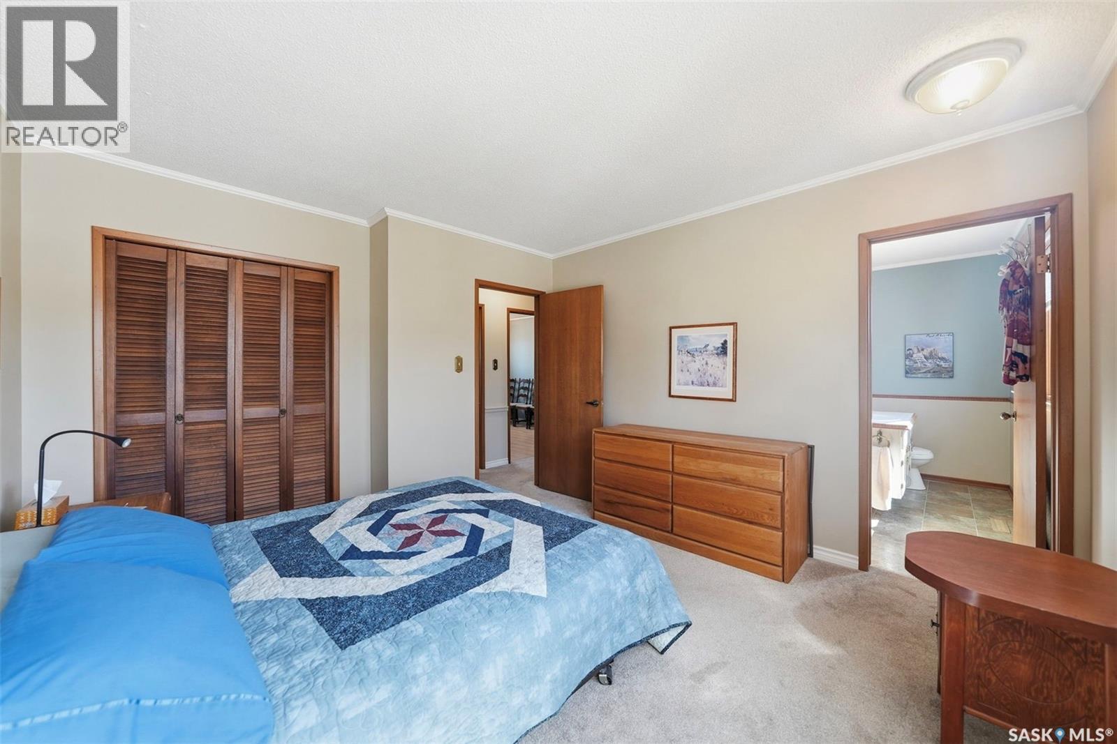 74 Harvard Crescent, Saskatoon, SK - Indoor Photo Showing Bedroom
