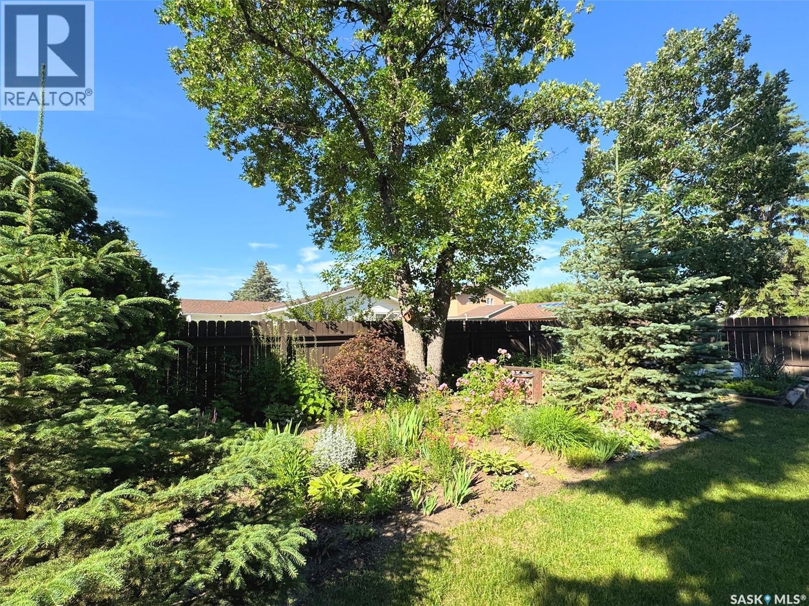 74 Harvard Crescent, Saskatoon, SK - Outdoor