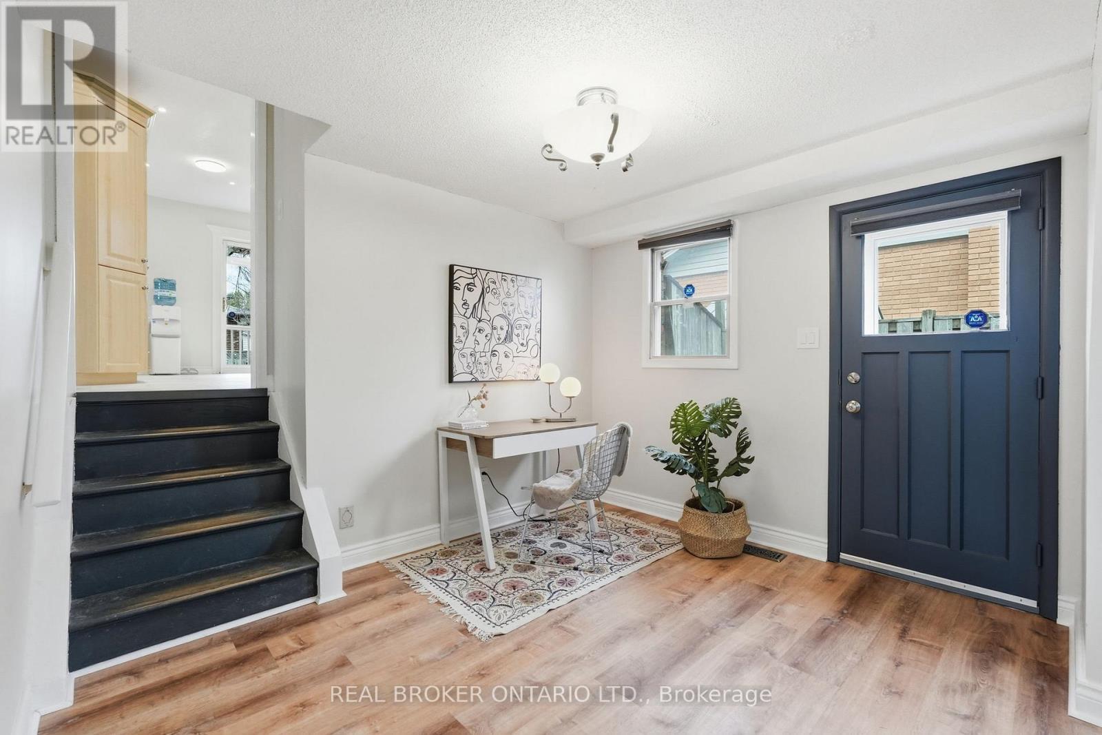 178 Delmar Drive, Hamilton, ON - Indoor Photo Showing Other Room