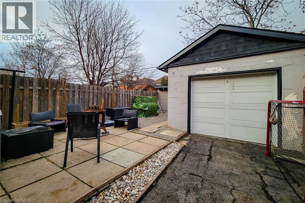 Garage with driveway - 97 Keith Street, Hamilton, ON - Outdoor