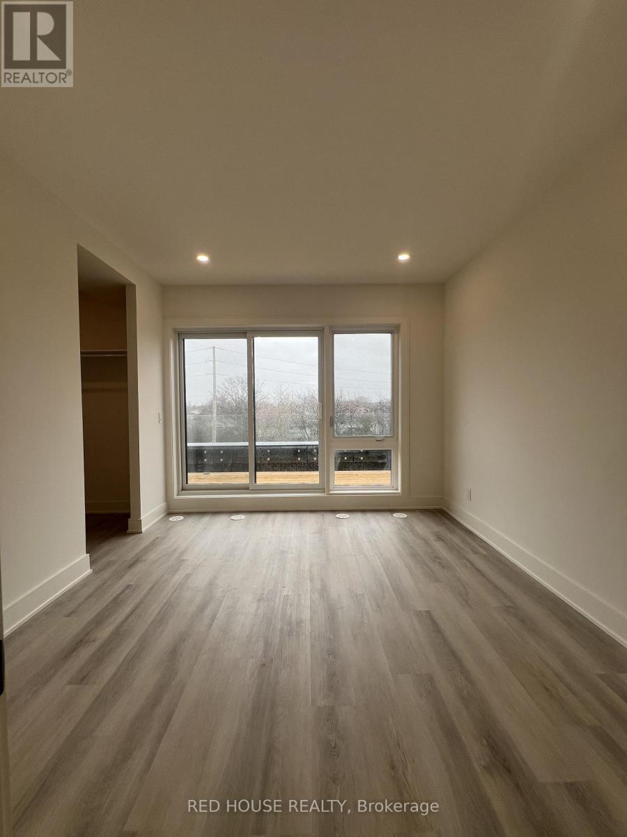 176 Everett Common, St. Catharines, ON - Indoor