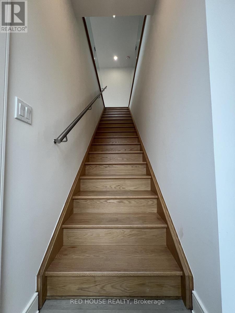 176 Everett Common, St. Catharines, ON - Indoor Photo Showing Other Room