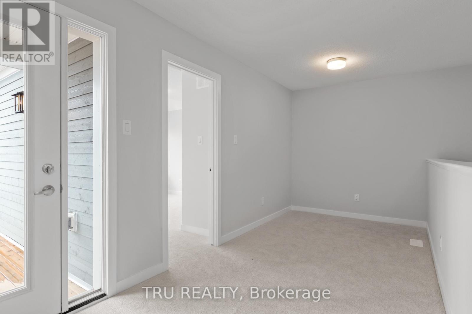 Bedroom - 75 Hackamore Crescent, Ottawa, ON - Indoor Photo Showing Other Room
