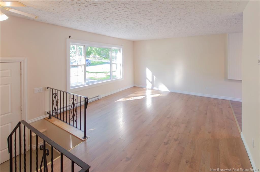 55 Randall Dr, Hampton, NB