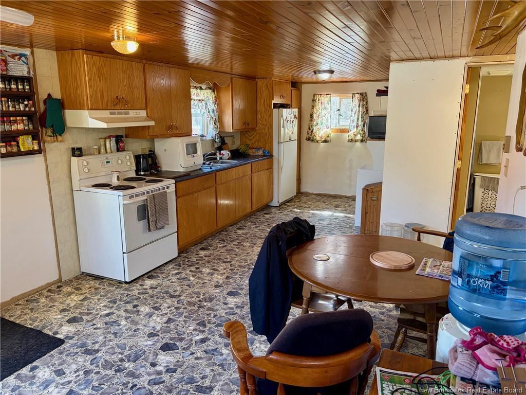596 Mohannes Rd, Saint Stephen, NB