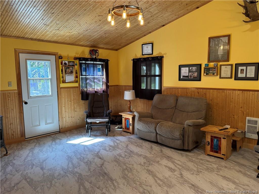 11 Burt Cliff Rd, Juniper, NB