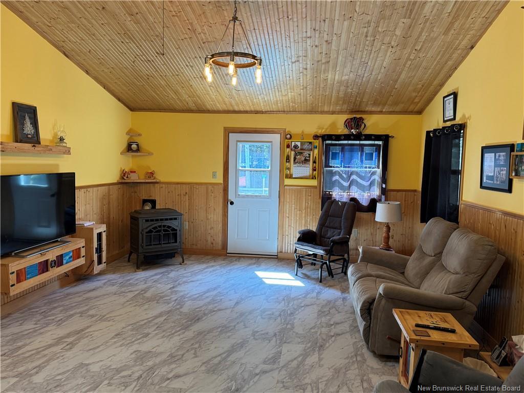 11 Burt Cliff Rd, Juniper, NB