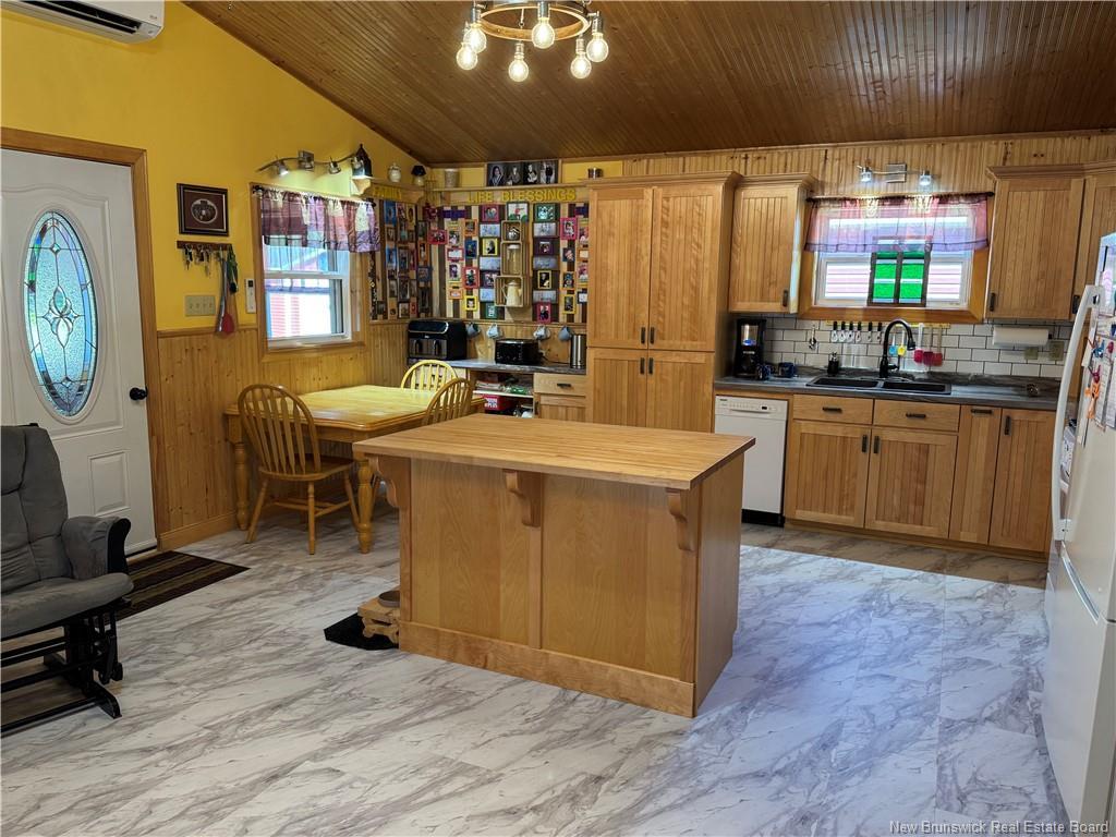 11 Burt Cliff Rd, Juniper, NB