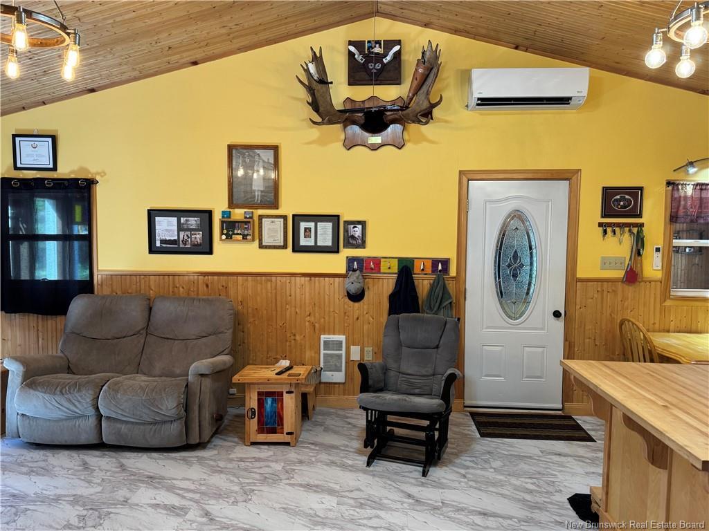 11 Burt Cliff Rd, Juniper, NB