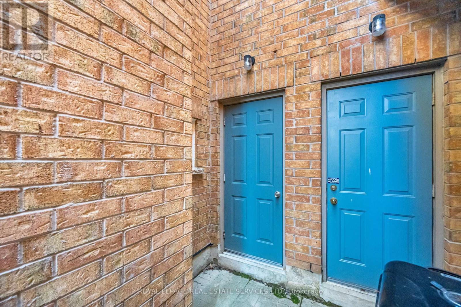 3749 Nightstar Drive, Mississauga, ON - Outdoor