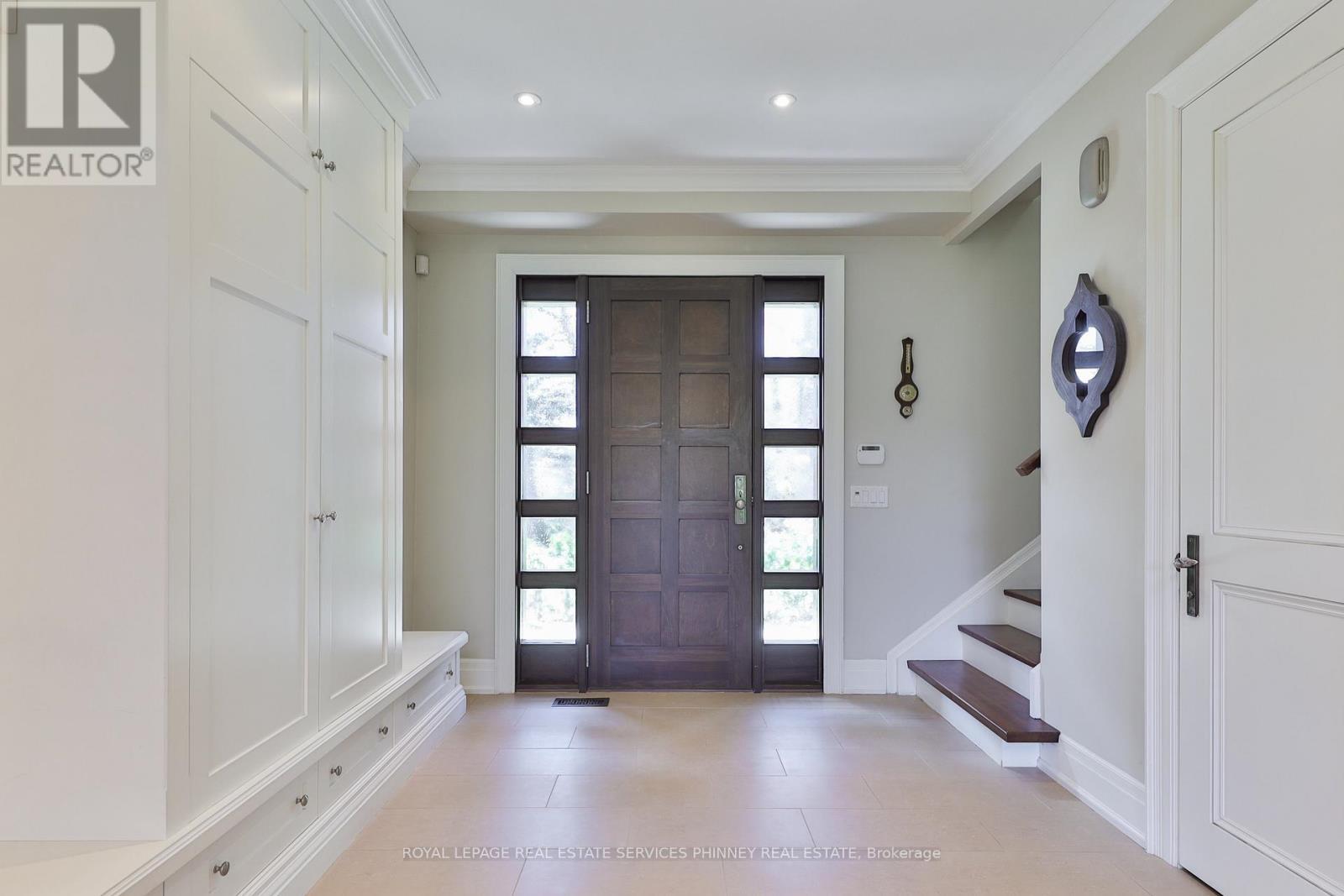 80 Oakes Drive, Mississauga, ON - Indoor Photo Showing Other Room