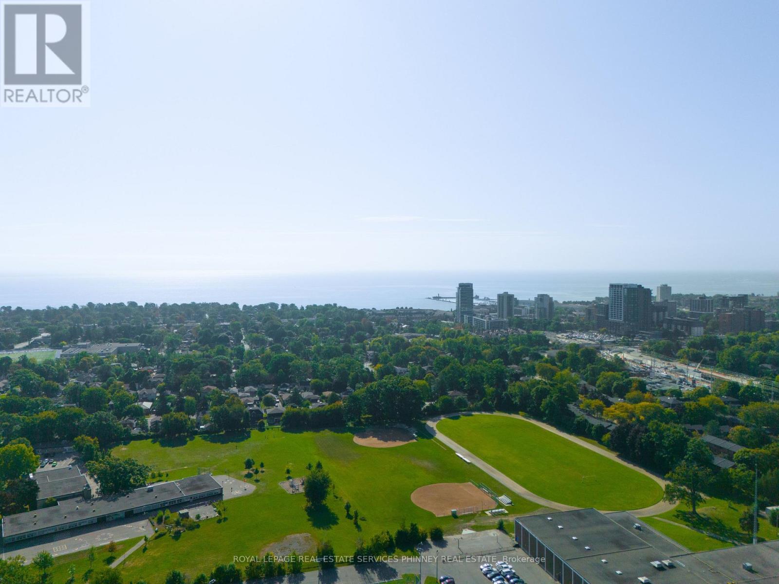 80 Oakes Drive, Mississauga, ON - Outdoor With View