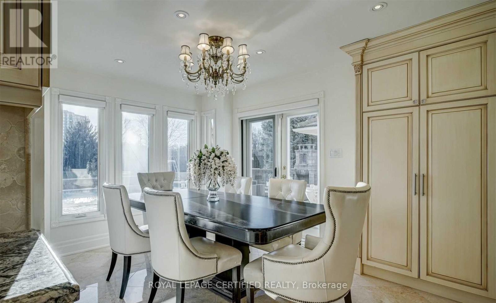 5128 Elderview Court, Mississauga, ON - Indoor Photo Showing Dining Room