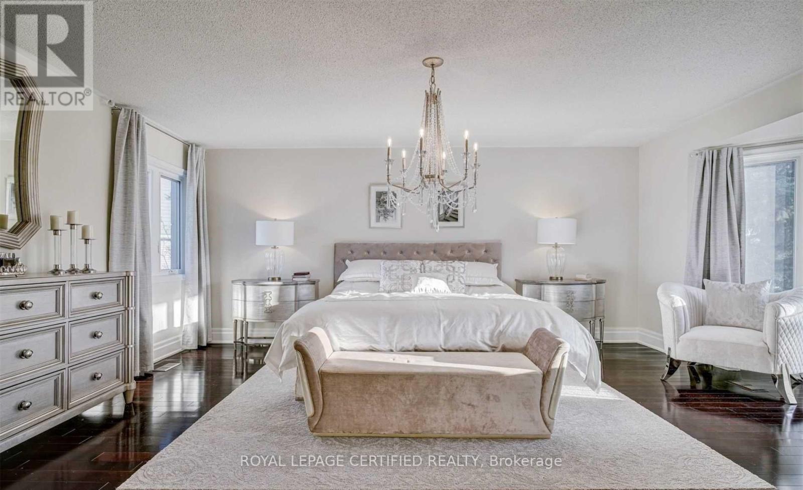 5128 Elderview Court, Mississauga, ON - Indoor Photo Showing Bedroom