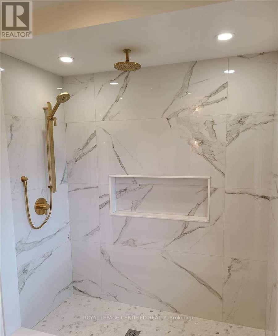 5128 Elderview Court, Mississauga, ON - Indoor