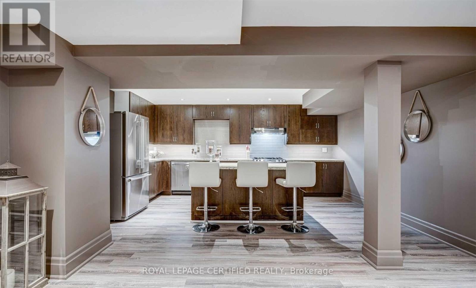 5128 Elderview Court, Mississauga, ON - Indoor Photo Showing Kitchen