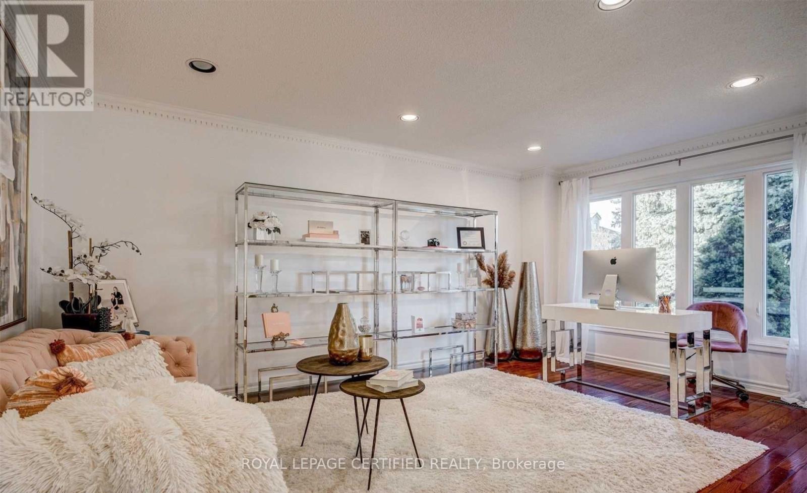 5128 Elderview Court, Mississauga, ON - Indoor Photo Showing Bedroom