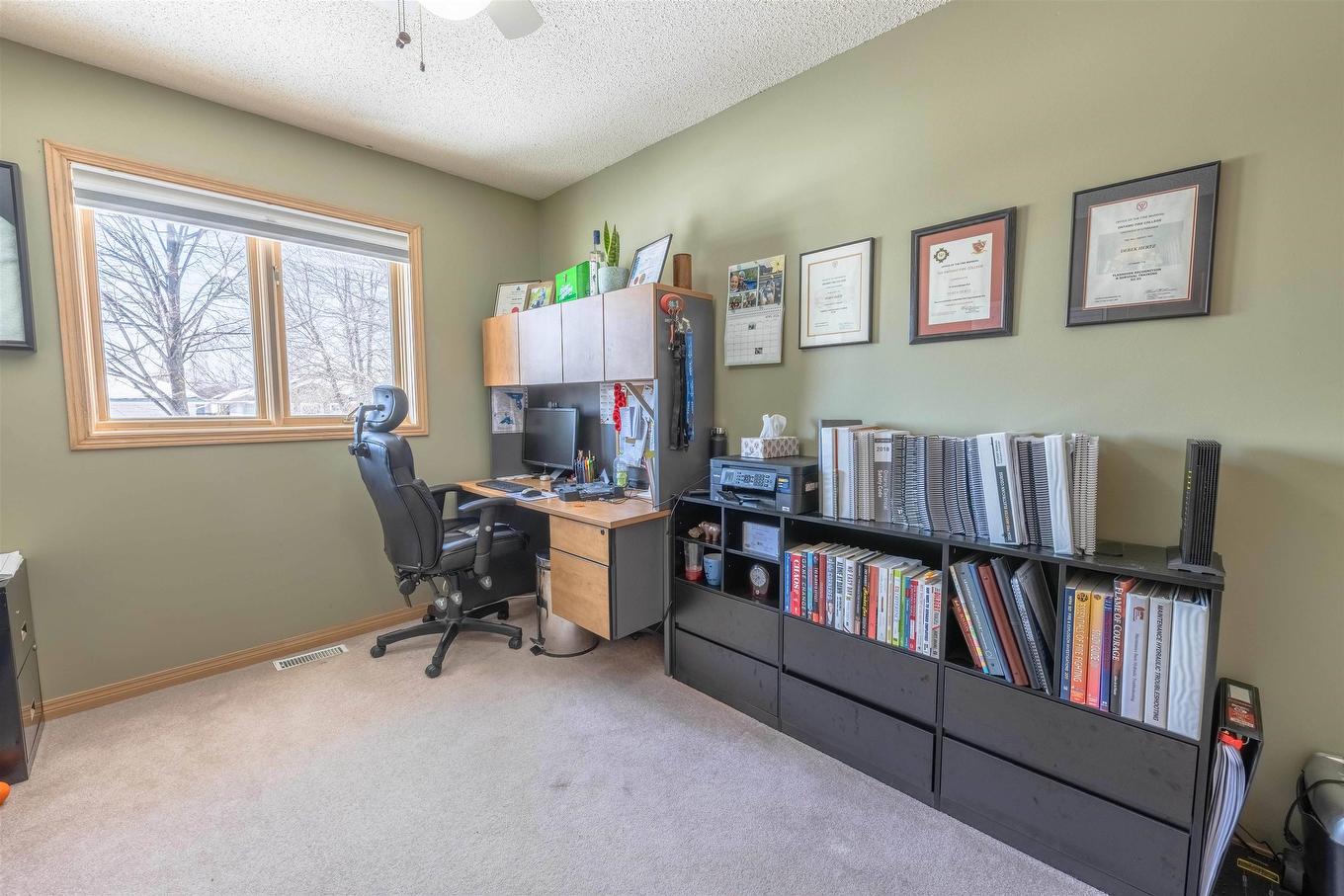 147 Nottingham Crescent, Thunder Bay, ON