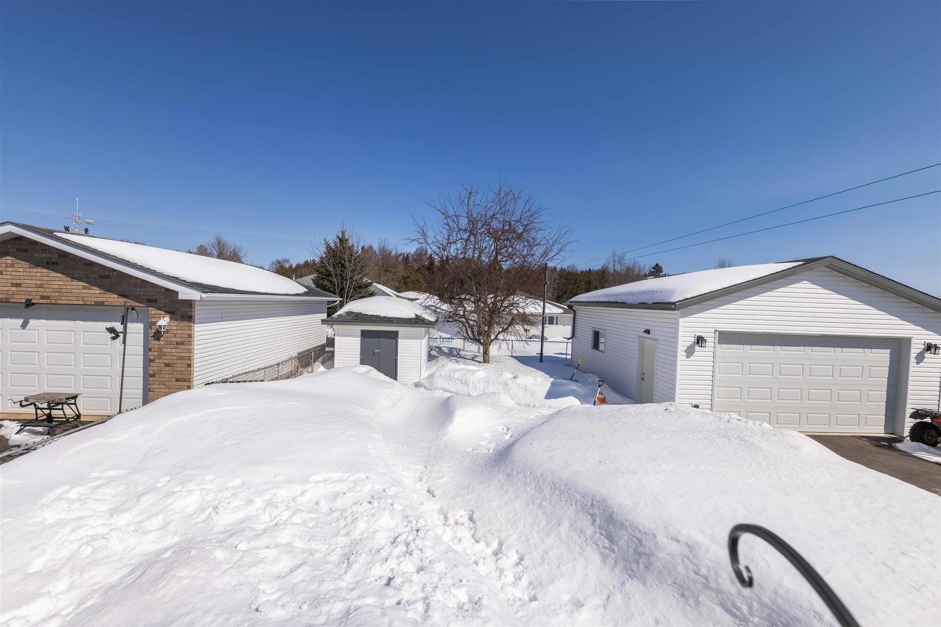 147 Nottingham Crescent, Thunder Bay, ON