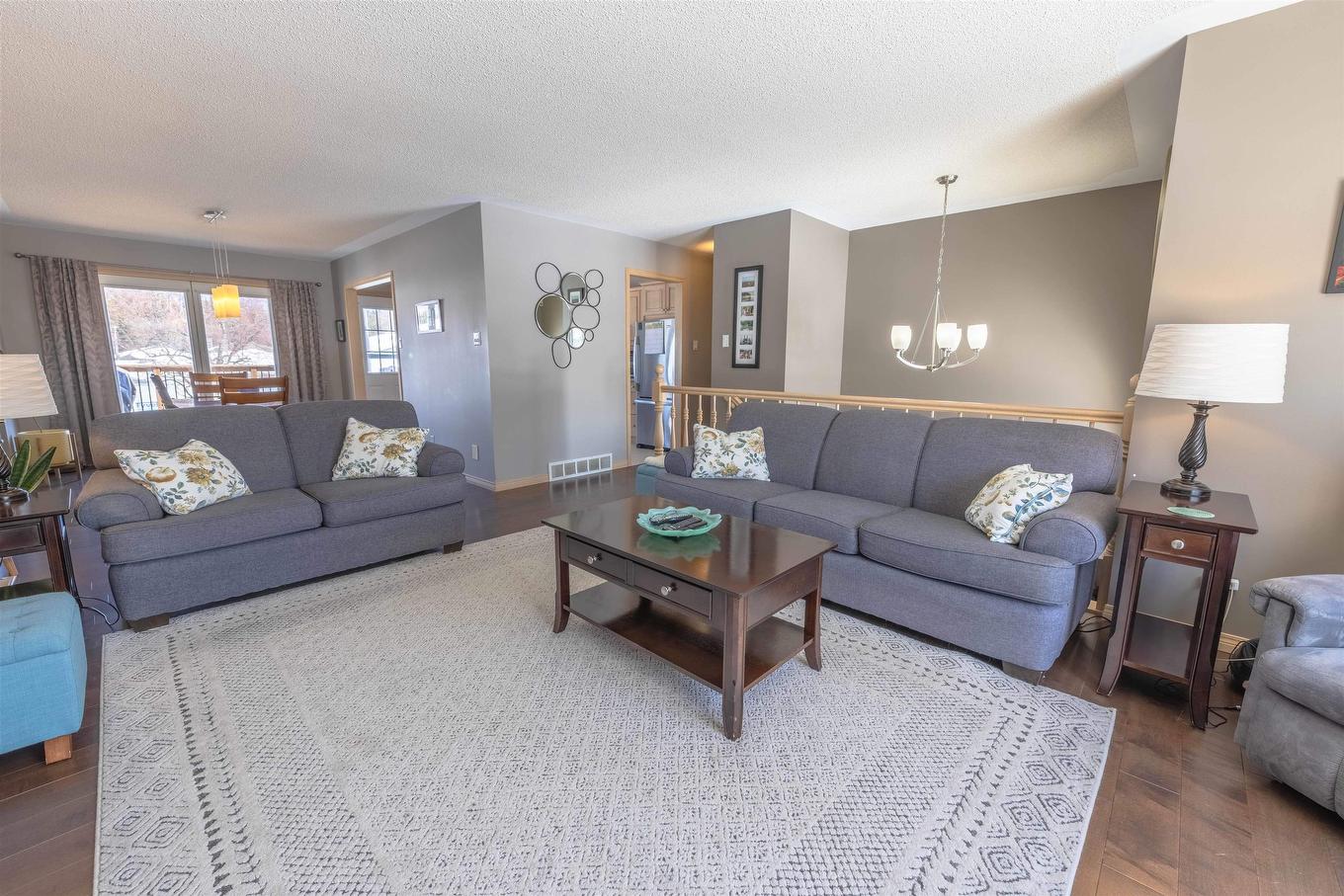 147 Nottingham Crescent, Thunder Bay, ON