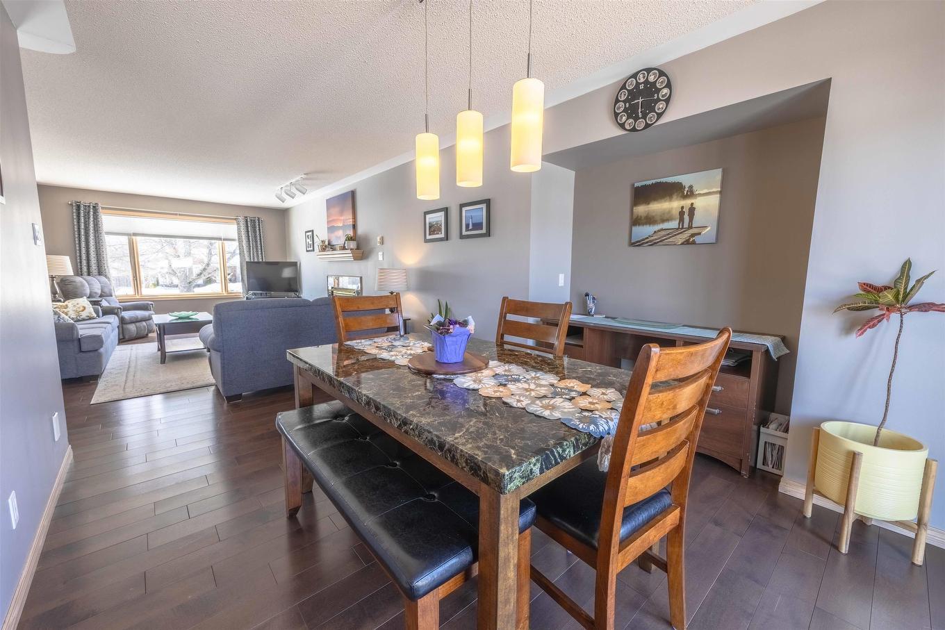 147 Nottingham Crescent, Thunder Bay, ON