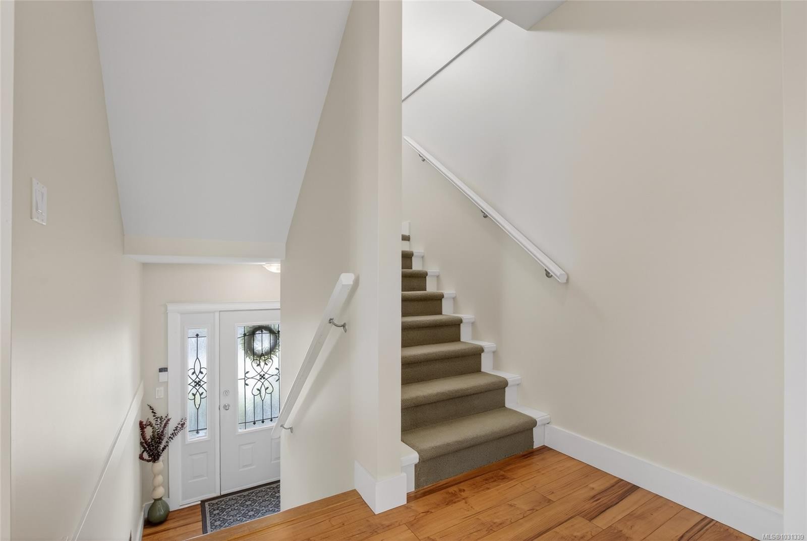 5992 Stonehaven Dr, Duncan, BC - Indoor Photo Showing Other Room