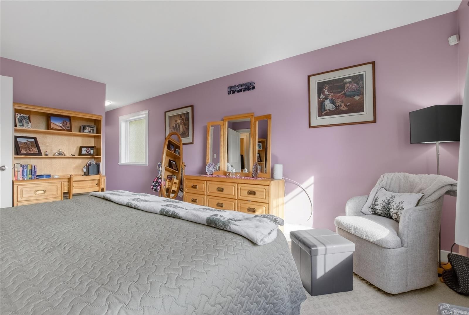 5992 Stonehaven Dr, Duncan, BC - Indoor Photo Showing Bedroom