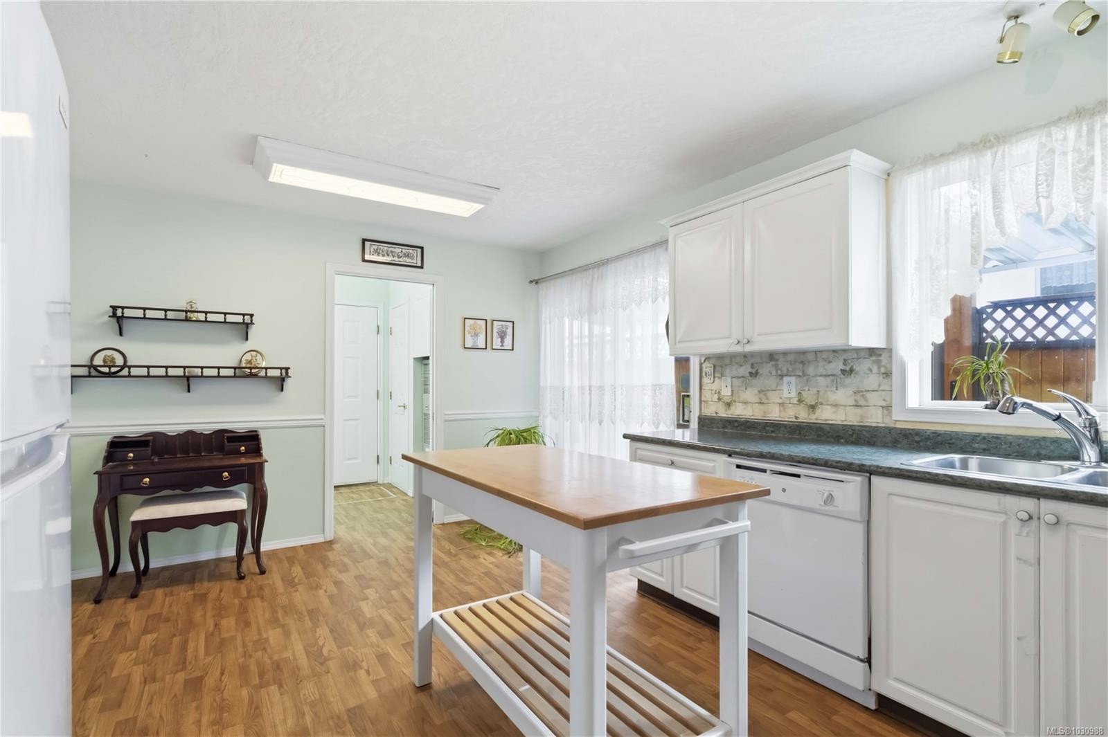 23 Eagle Lane, View Royal, BC