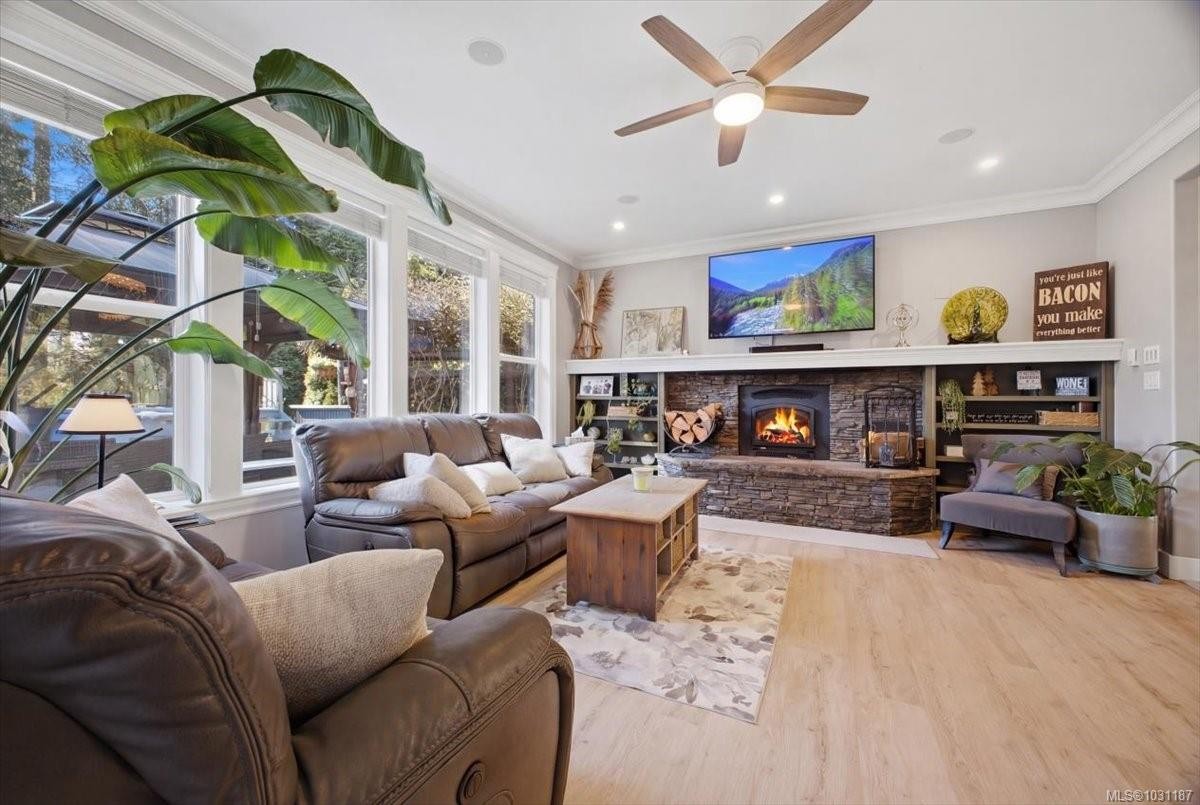 1971 Woodridge Rd, Nanaimo, BC