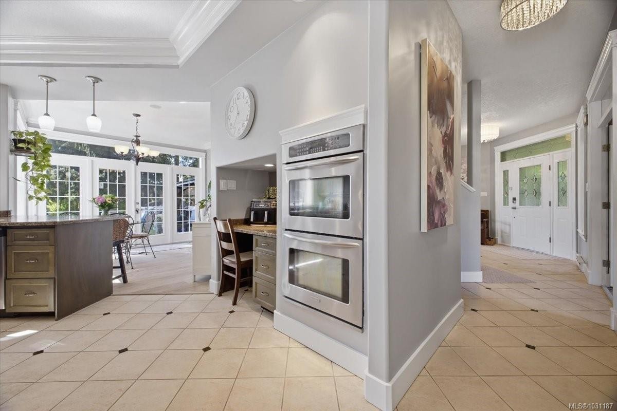 1971 Woodridge Rd, Nanaimo, BC