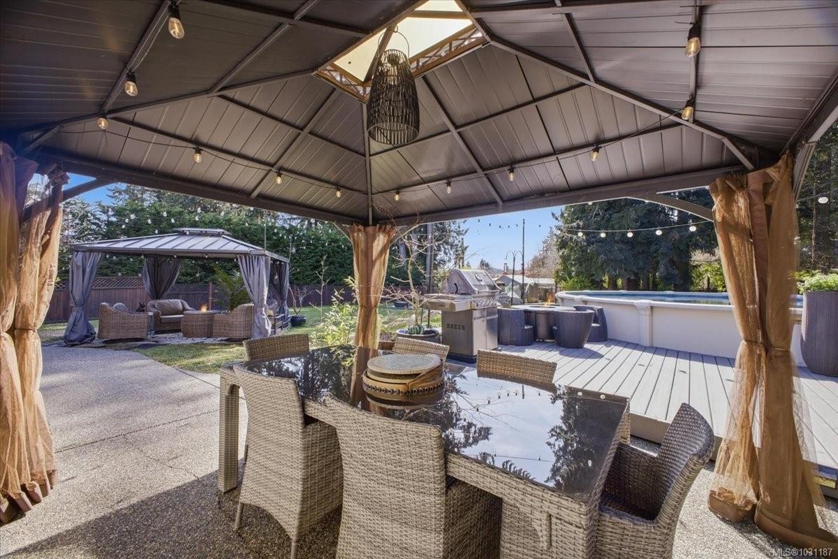 1971 Woodridge Rd, Nanaimo, BC