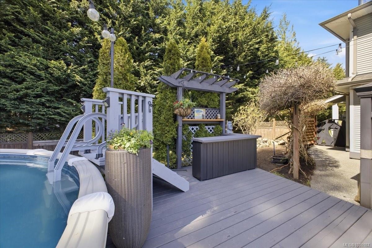 1971 Woodridge Rd, Nanaimo, BC