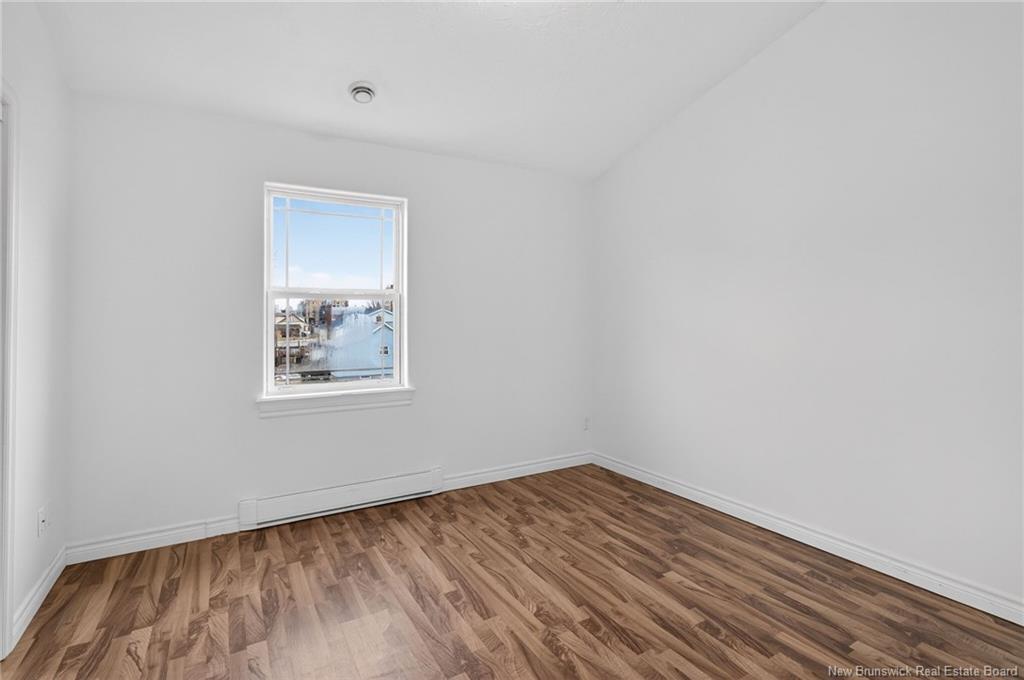 5-380 Champlain St, Dieppe, NB