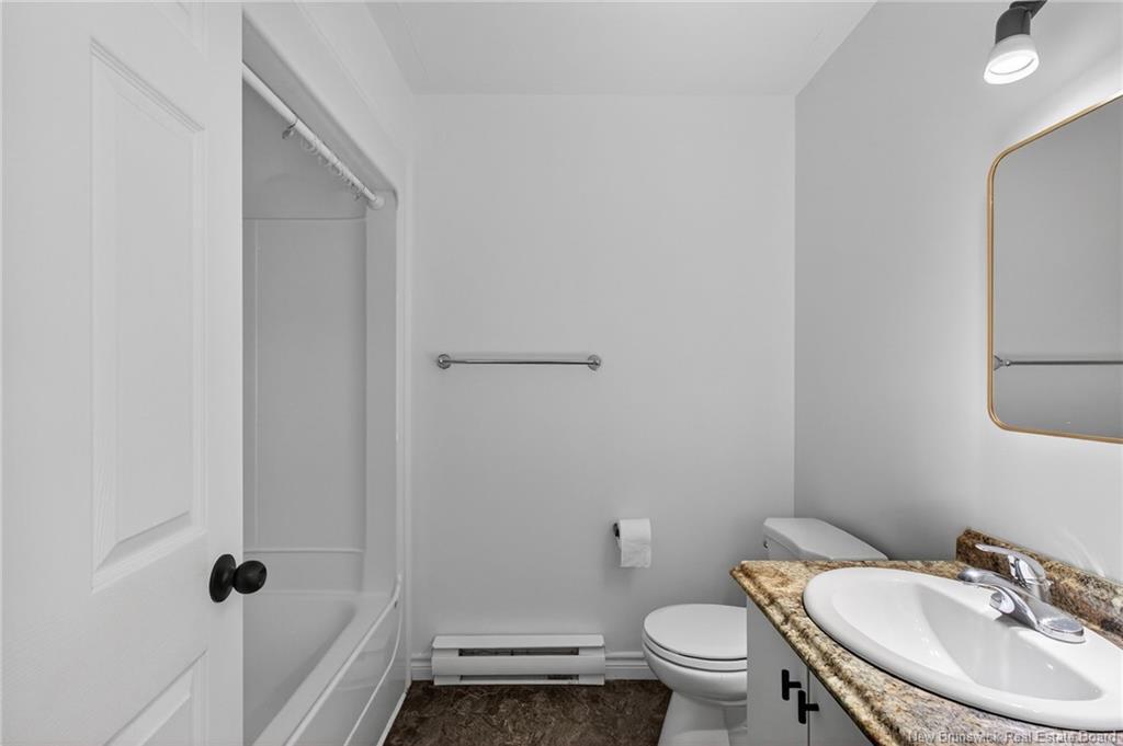 5-380 Champlain St, Dieppe, NB