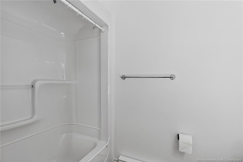 5-380 Champlain St, Dieppe, NB