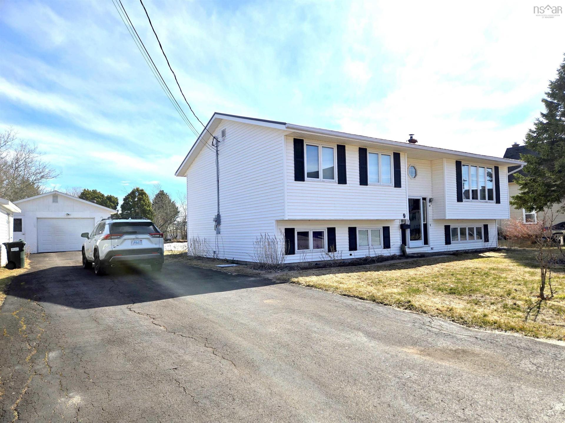 9 Patterson Street, Amherst, NS
