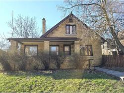 2311 UNIVERSITY Avenue Windsor, ON N9B 1E8