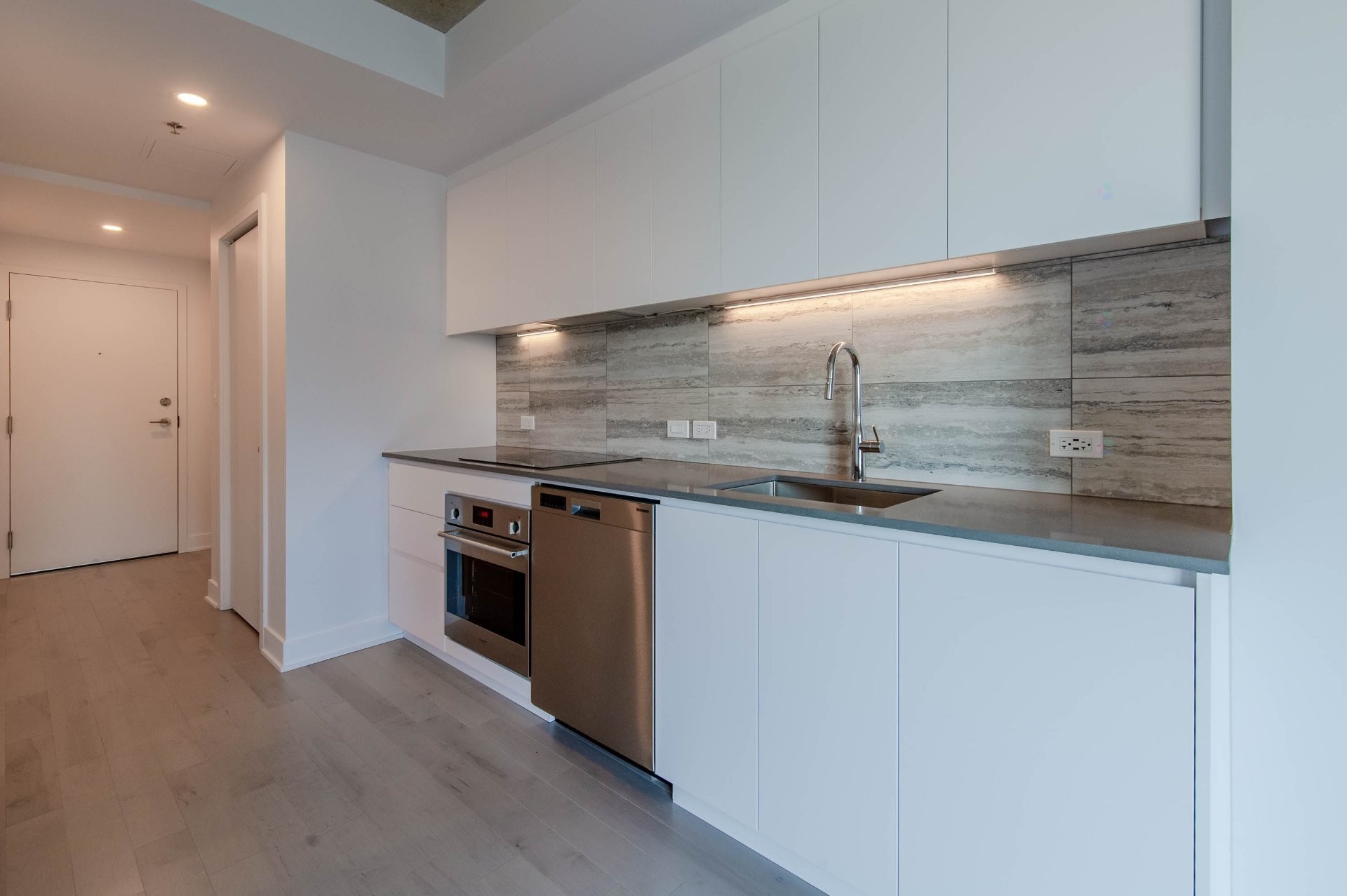 Kitchen - 1103-2300 Rue Tupper, Montréal (Ville-Marie), QC - Indoor Photo Showing Kitchen