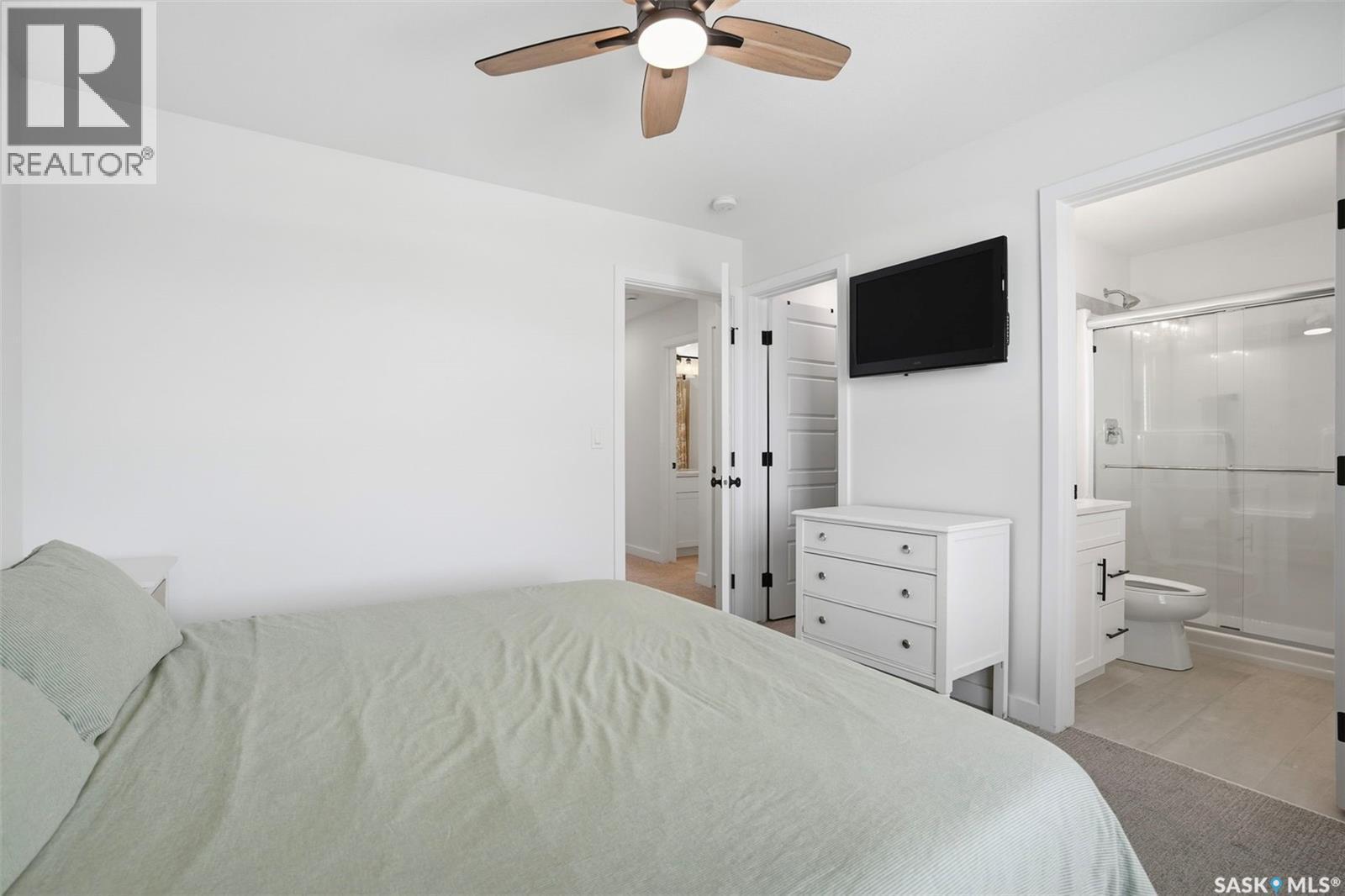 312 Underhill Bend, Saskatoon, SK - Indoor Photo Showing Bedroom