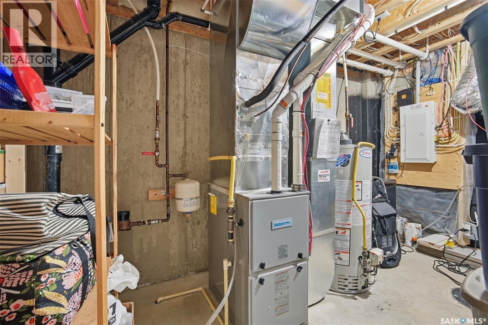 312 Underhill Bend, Saskatoon, SK - Indoor Photo Showing Basement